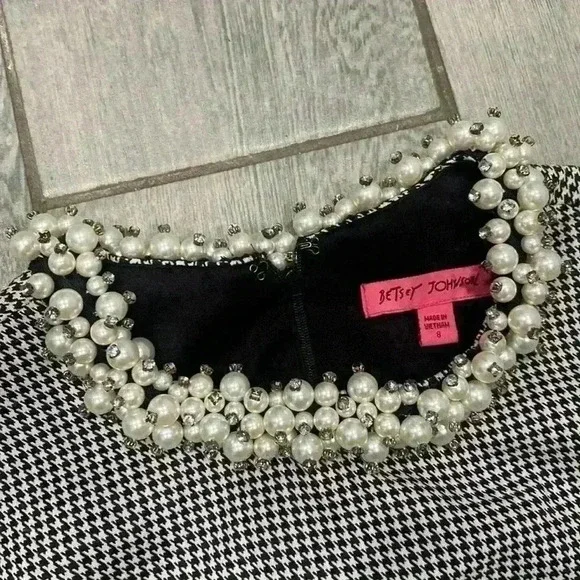 Betsey Johnson Pearl Collar Dress Size 8​ - Picture 3 of 5